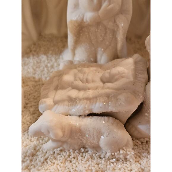 NIB Kirkland's Nativity Music Figurine Silent Night Family Angel Wise Men - Picture 3 of 13